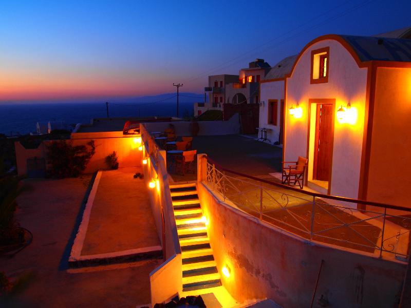Ether Sunset Oia Bagian luar foto